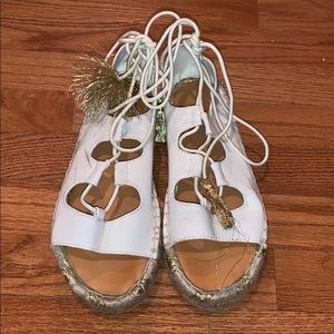 american eagle shoes. good condition